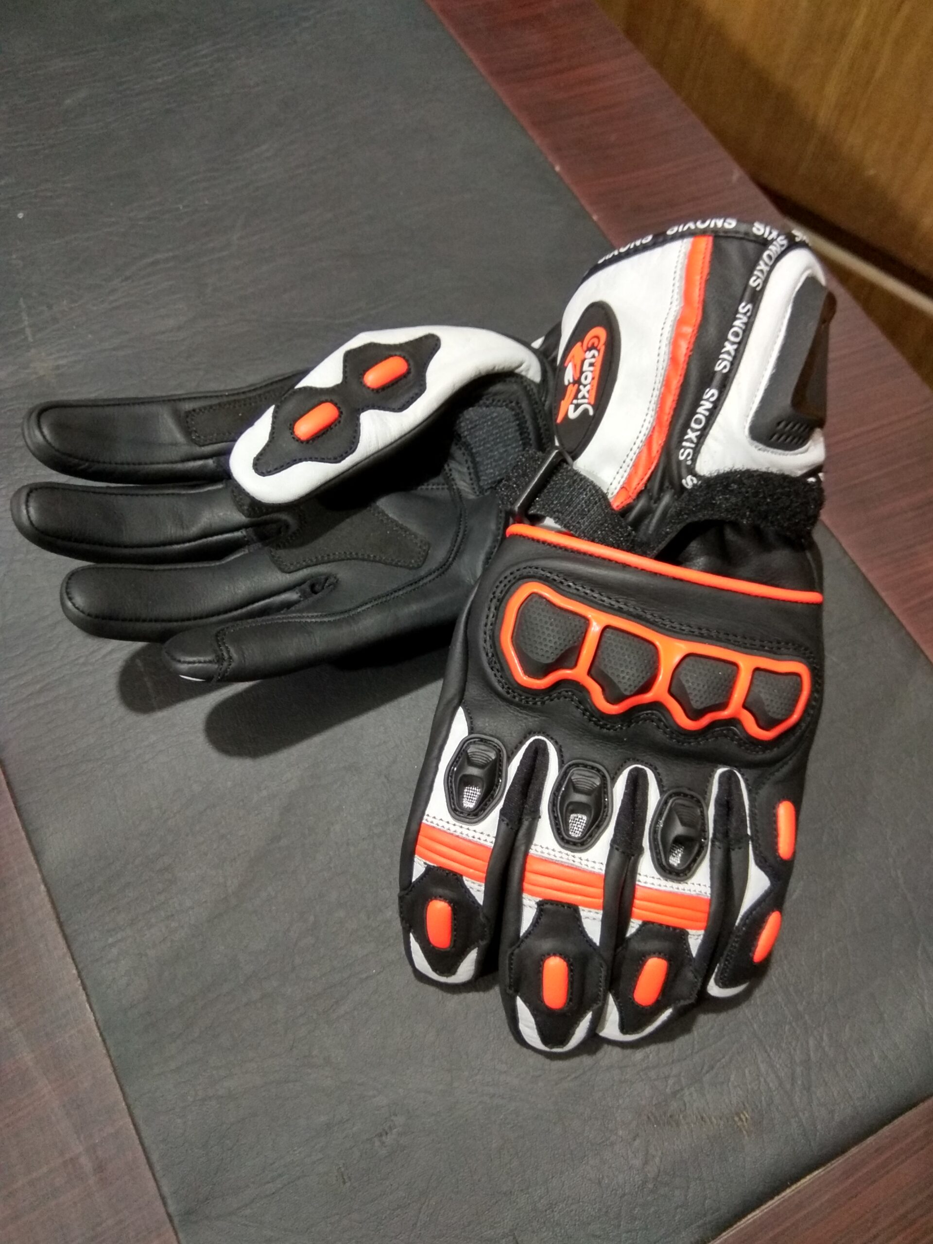 Sixons Motorcycle Gloves . OEM Motorcycle Gloves